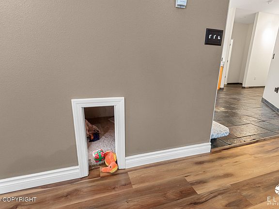 5th image of 3945 E Country Field Cir