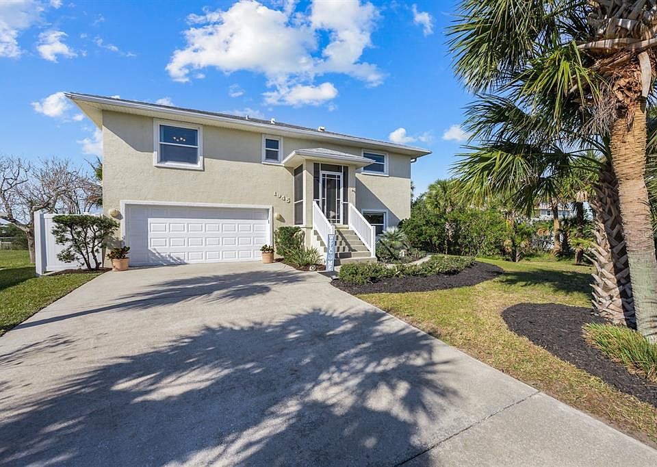 1st image of 1945 N DAYTONA AVENUE