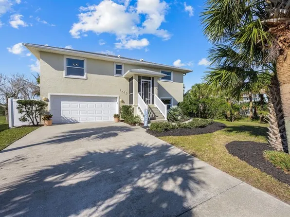 1945 N Daytona Ave, Flagler Beach, FL 32136