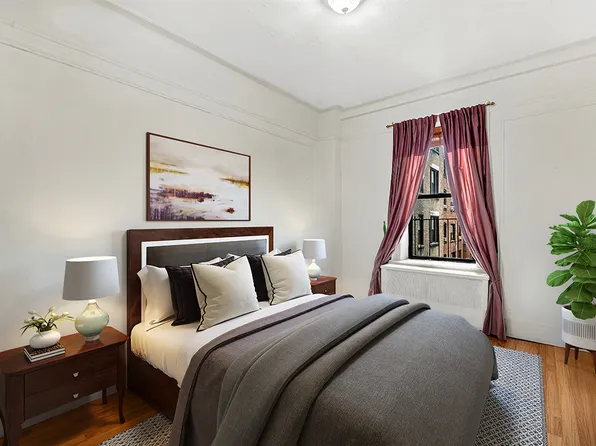 817 West End Avenue image 5 of 10