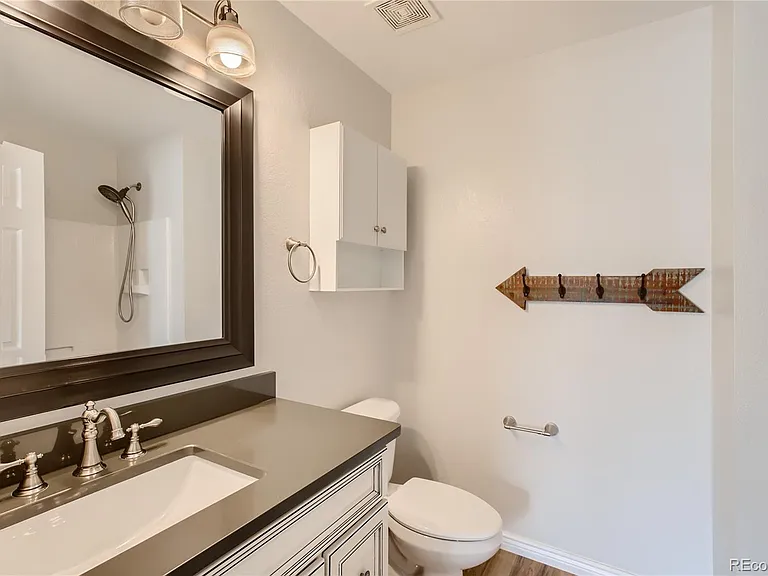 2402 S Quartz St — Photo 14
