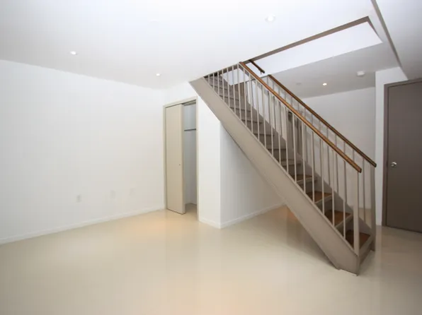 1284 Pacific Street image 1 of 5