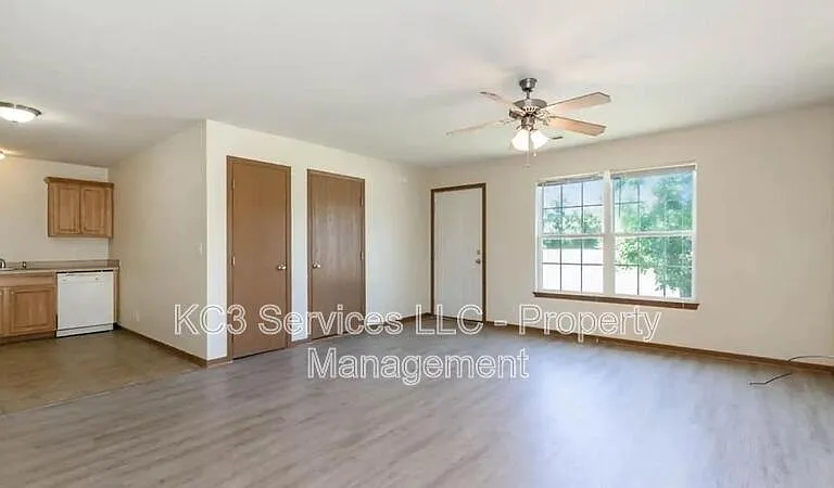 307 Dauphine St — Photo 2
