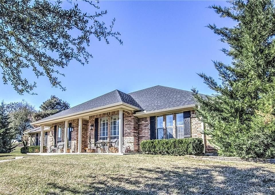 1st image of 3505 Four Trees Dr