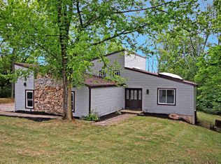 2327 Sir Martin Dr, Hamilton, OH 45013