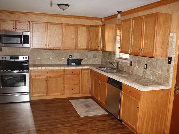 2nd image of 1407 Westview Dr