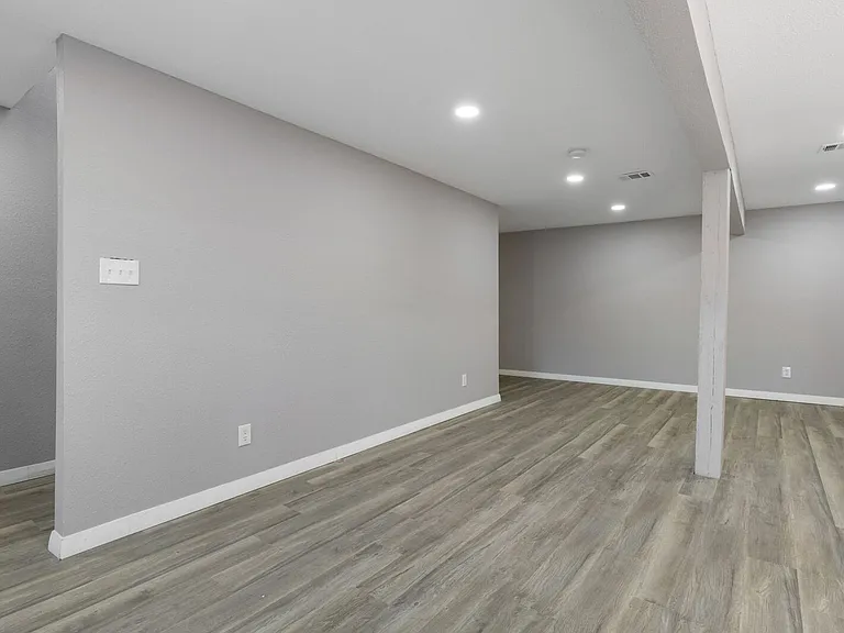 4105 Balch Dr #B — Photo 3