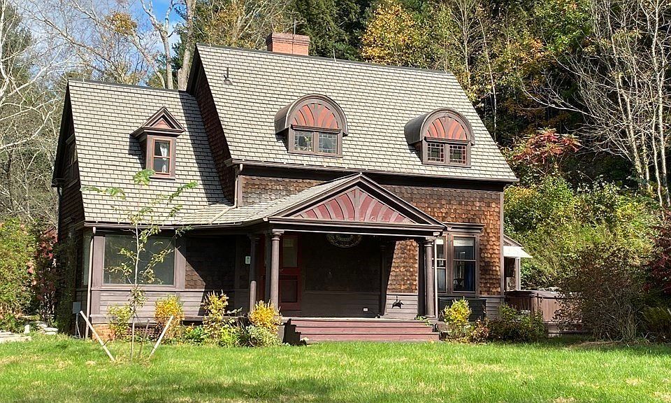 8 Montgomery Rd, Huntington, MA 01050 Zillow