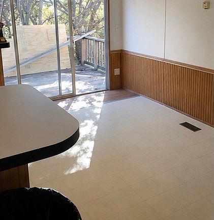 3rd image of 3731 Stonebridge Dr