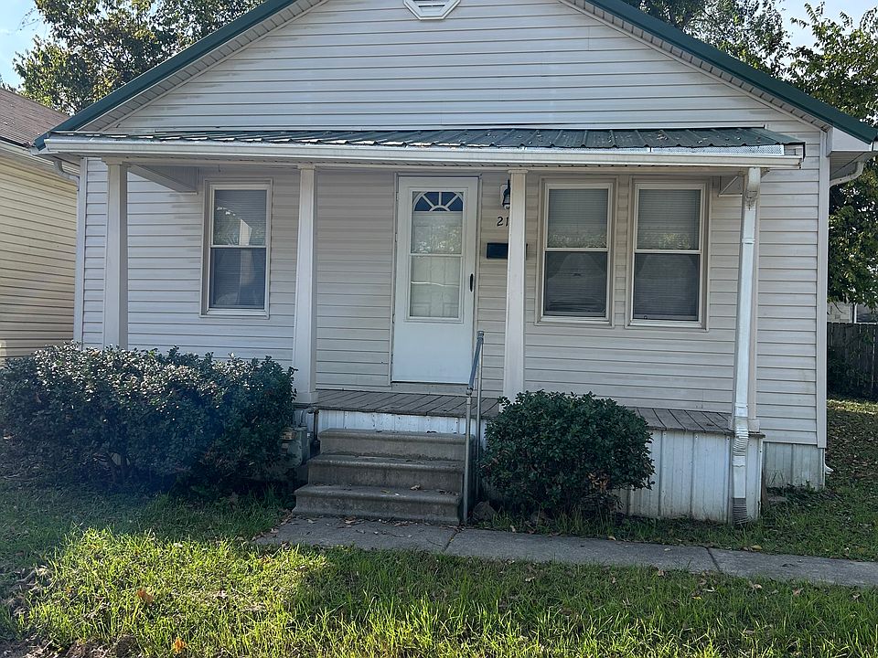 1st image of 213 Carmel St