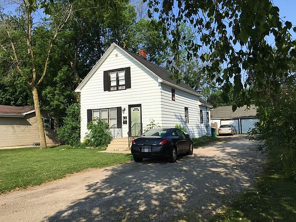 3rd image of 1410 S Norwood Ave