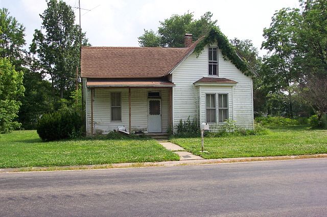 1st image of 7733 E 1625th Ave