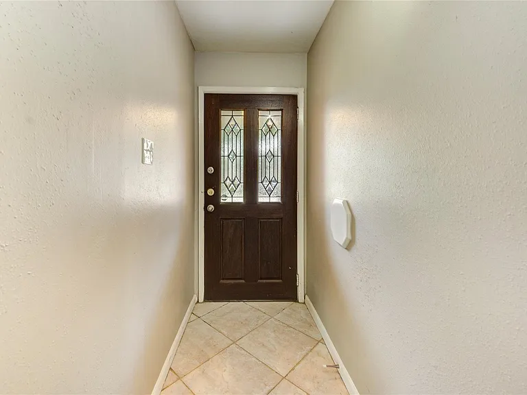 5255 Beaverbrook Dr — Photo 43