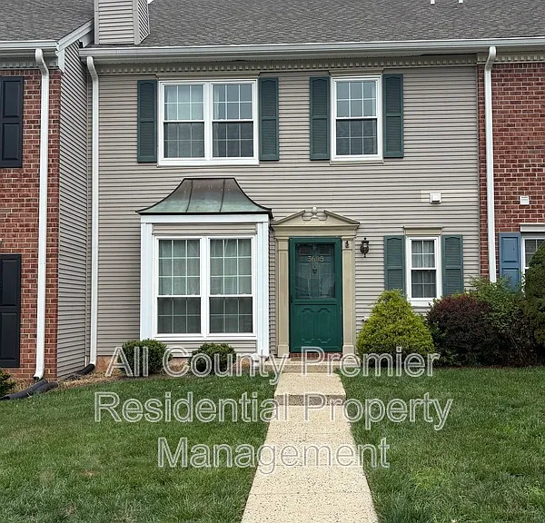 3605 Pinhorn Dr — Photo 1