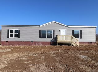 3375 E Stinson Rd, Lafayette, TN 37083