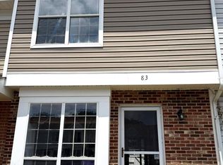 83 Sudbury Sq, Sterling, VA 20164