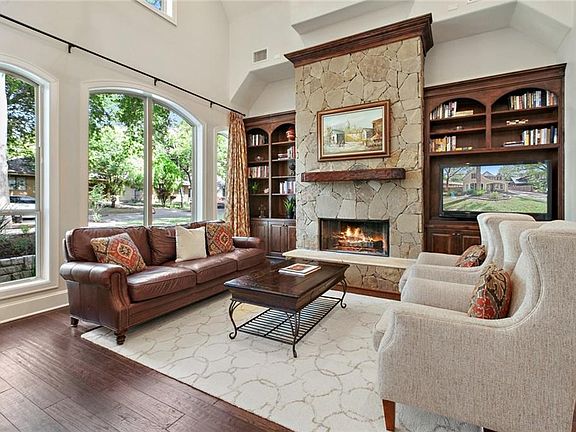 5th image of 4517 Avenue C