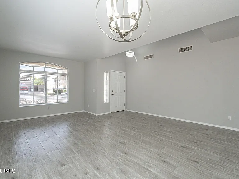 6326 W El Cortez Pl — Photo 5