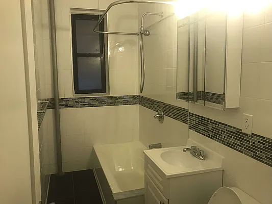 Rented by null | media 15