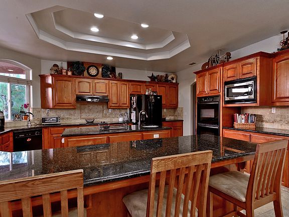 Granite counters/cntr island