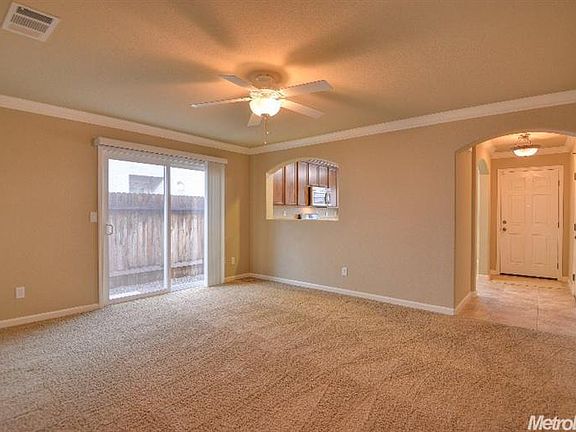 5th image of 1715 Loon Lake St