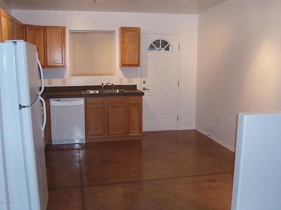 doorway to backyard & laundry room