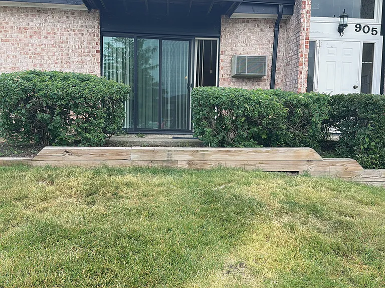 905 Westmoreland Dr — Photo 13
