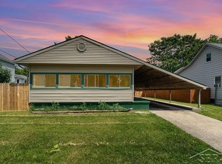 2505 Garfield Ave, Bay City, MI 48708