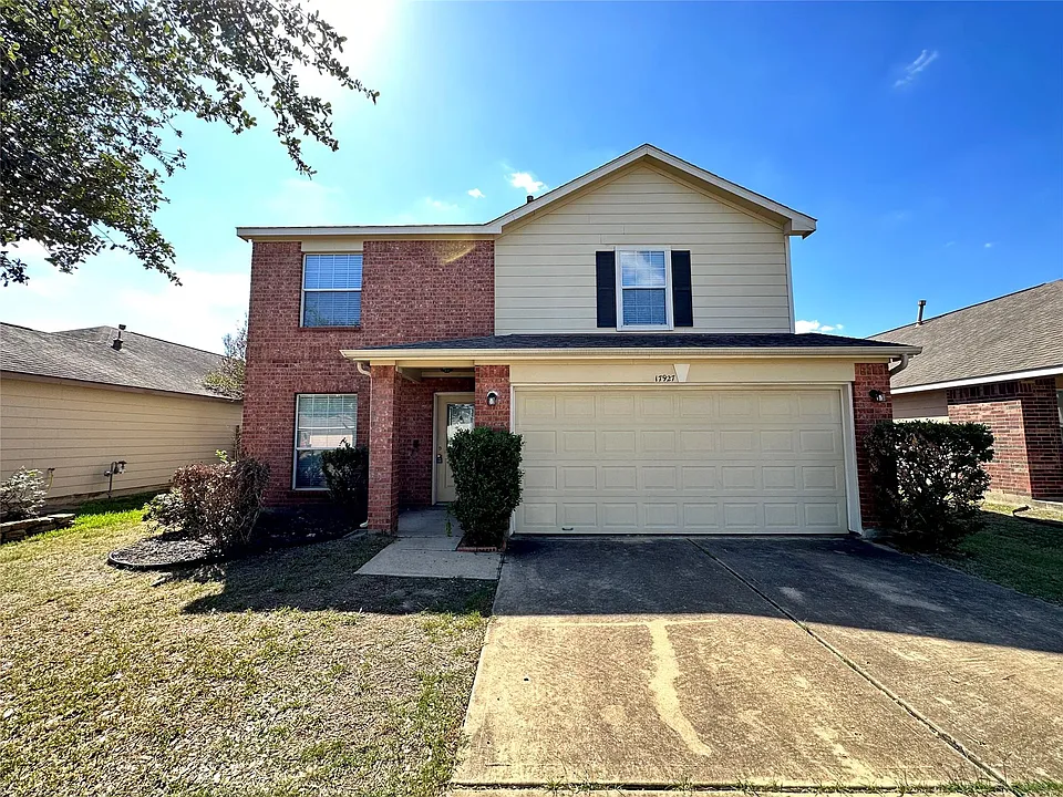 17927 Branch Creek Dr