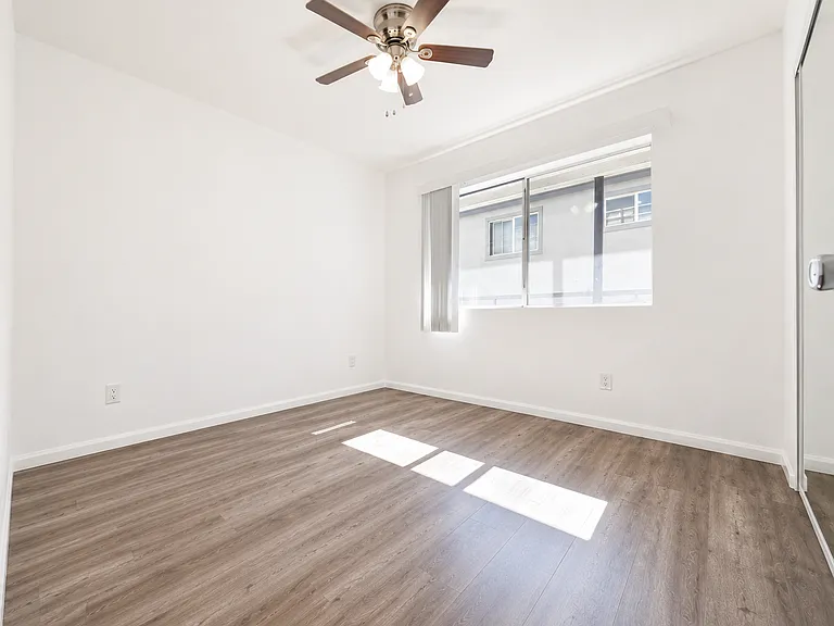 3855 Vinton Ave #3852-209 — Photo 4