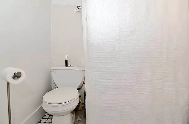 Rented by J Misrahi Realty Corp | media 9