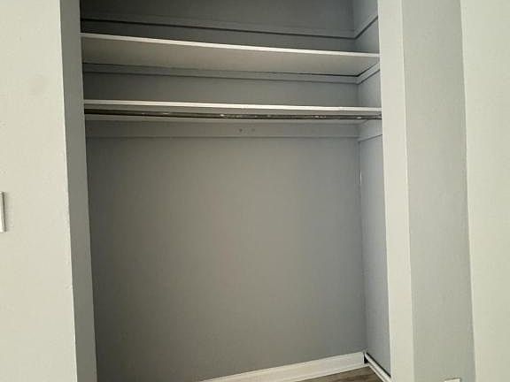 5th image of 724 Delta Ave APT 4