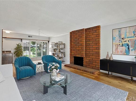 4th image of 15191 Nantes Cir