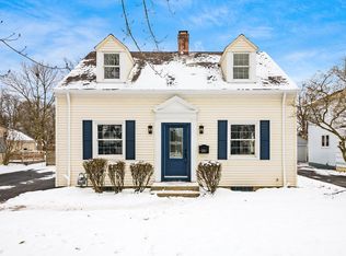 281 E Schreyer Pl, Columbus, OH