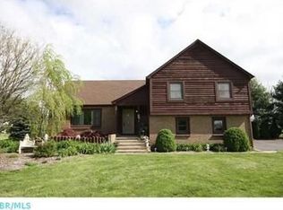 3219 Columbus Rd, Centerburg, OH 43011