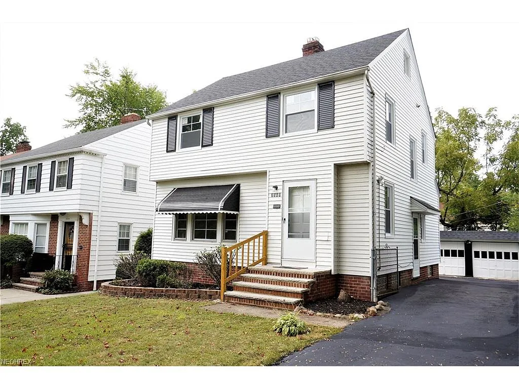 3509 Saint Albans Rd photo 1