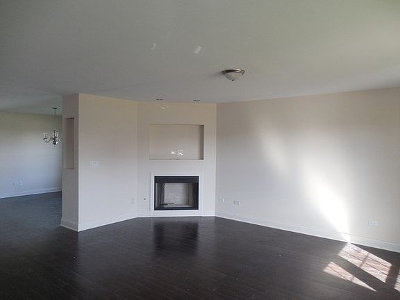 2nd image of 1703 Arbor Dr