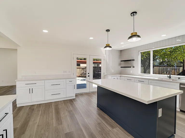 1502 Coolidge St — Photo 15
