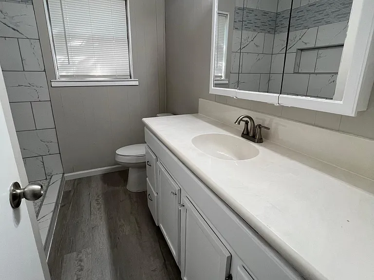 506 N Avenue V — Photo 5
