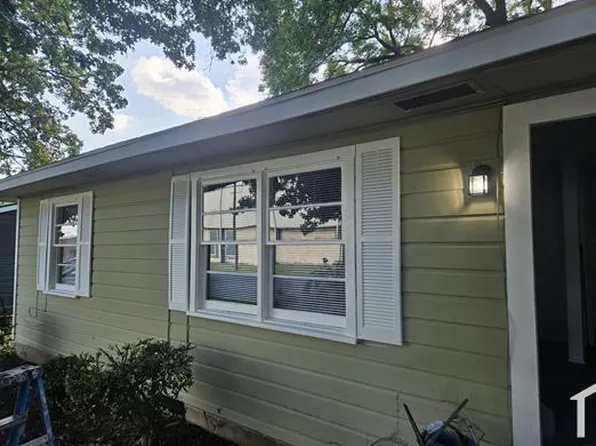 402 N College St, Howe, TX 75459