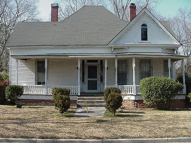 1st image of 125 Church St