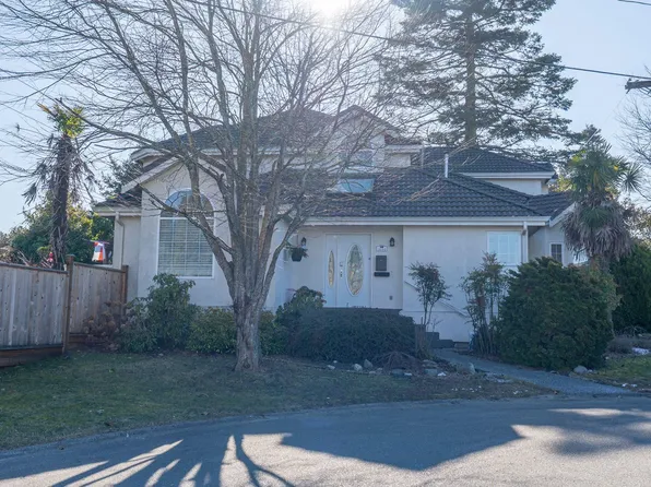 1680 53a St, Delta, BC V4M 3G4
