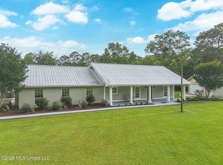11353 Hattie K Dr, Biloxi, MS 39532