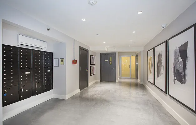 Rented by REAL New York | media 20