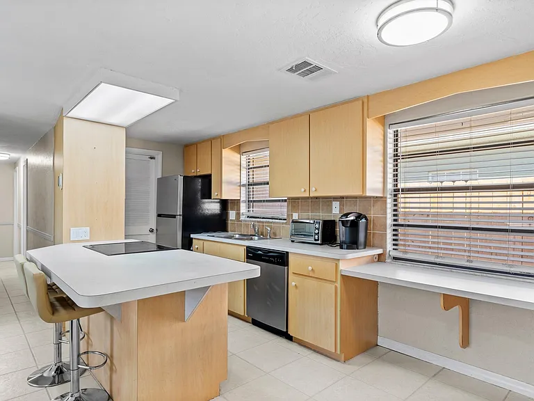 200 E Langsner St #1 — Photo 12