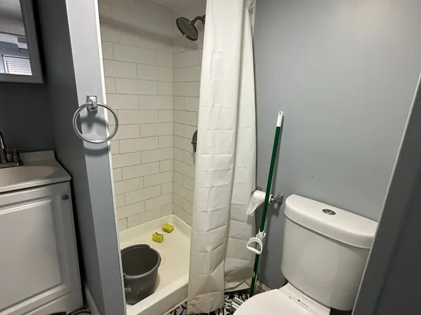 38 Spruce Street image 7 of 11