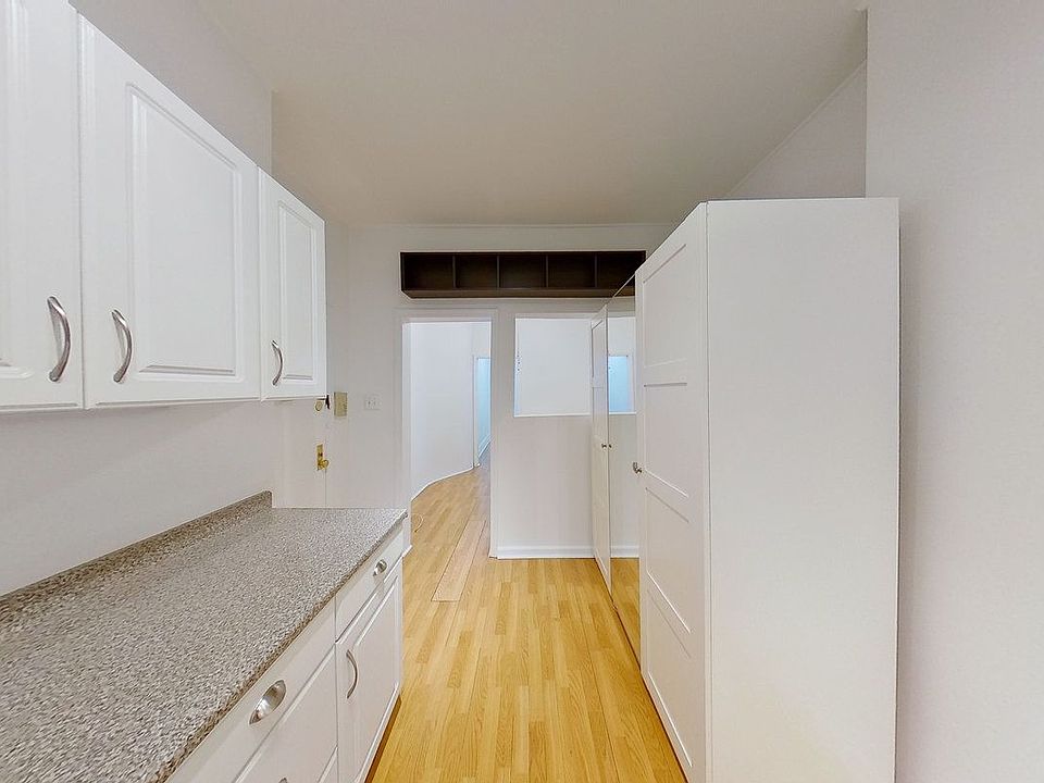 1st image of 232 E 77th St APT 3