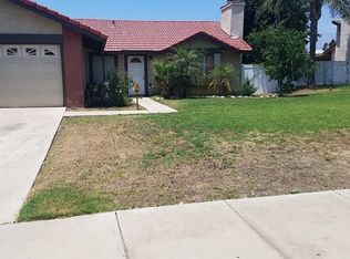 1124 N Sandelwood St, Rialto, CA 92376