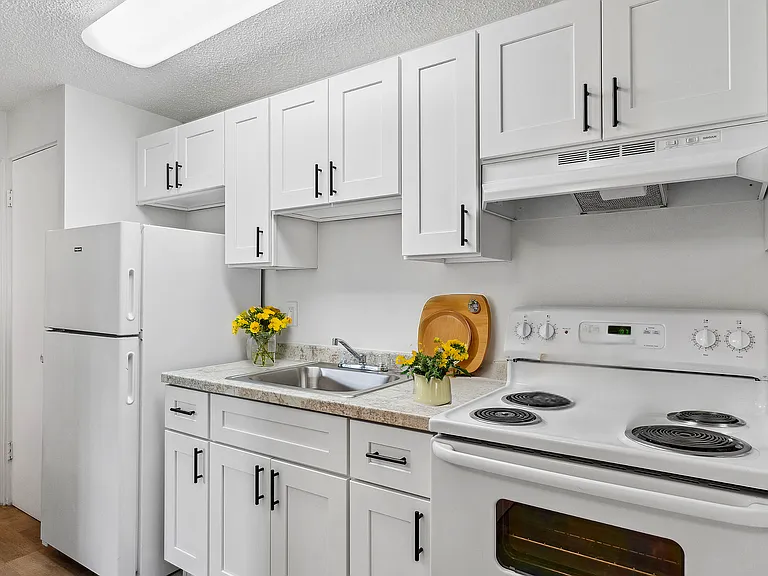 Rainier Garden One Bedroom
