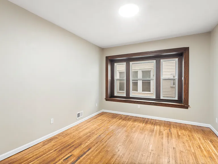 483 Alexander St #4 — Photo 15